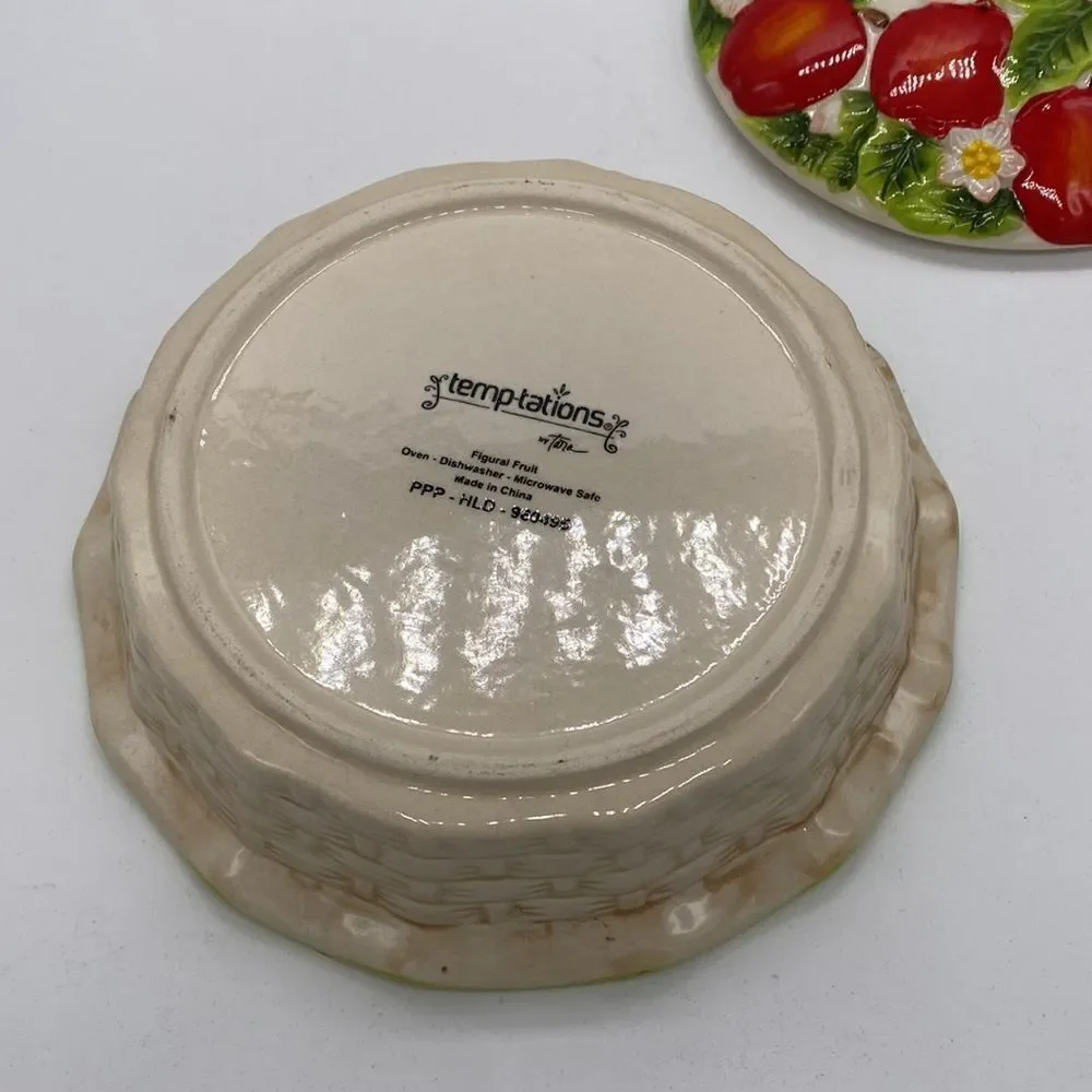 Temp-tations Hand Crafted and Hand Painted by Tara Set Mini Apple Dishes